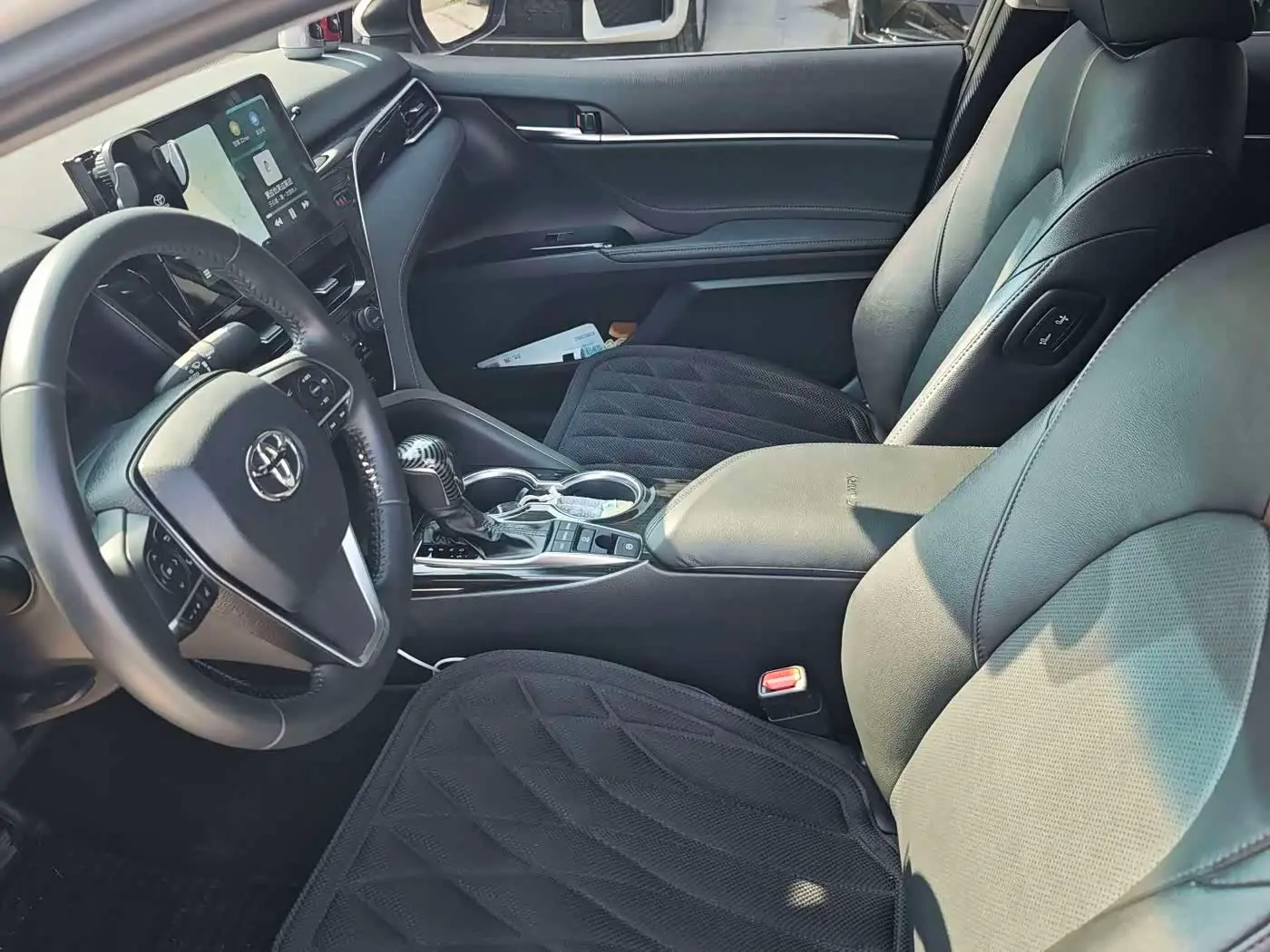 Toyota Camry 2022 — Şəkil 8/11