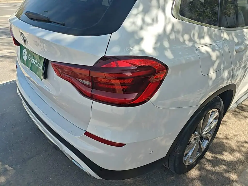 BMW X3 2020 — Фото 8/20