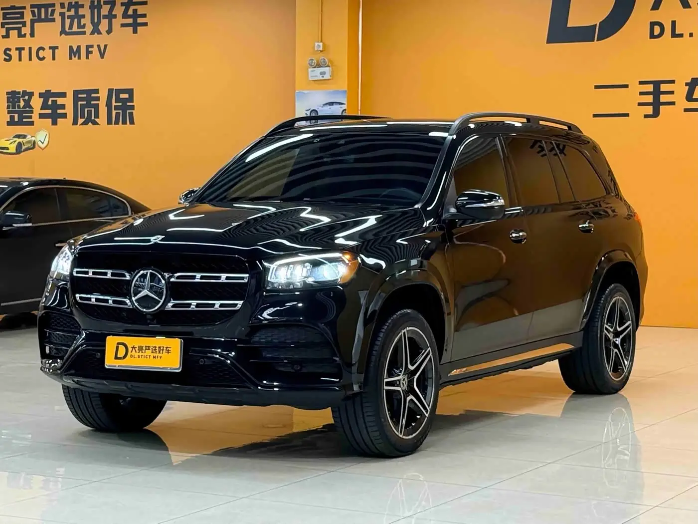 Mercedes-Benz GLS 2023 — Фото 1/13