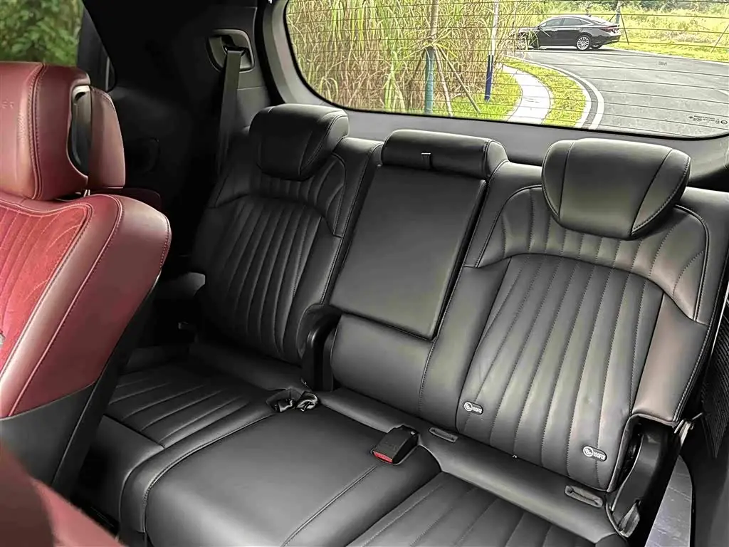 GAC Trumpchi Trumpchi M8 2023 — Photo 11/19