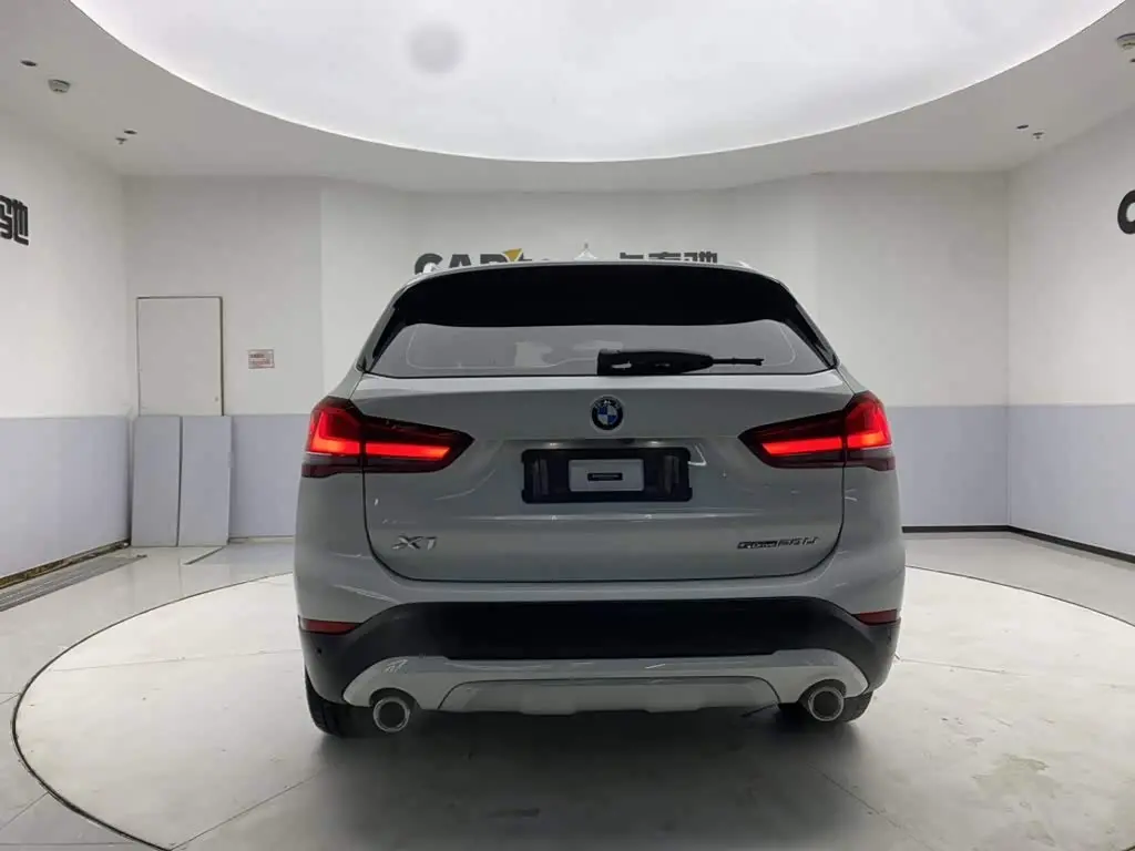 BMW X1 2020 — Фото 6/20