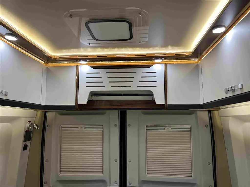 SAIC Maxus MAXUS V90 RV 2024 — Фото 15/20