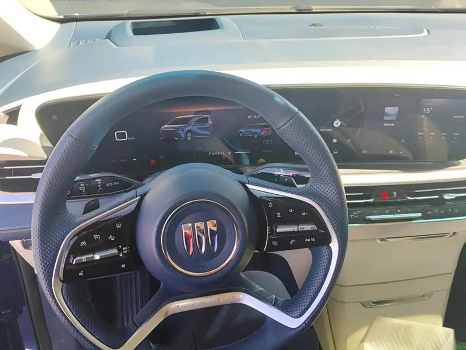 Buick Century 2023 — Photo 12/16
