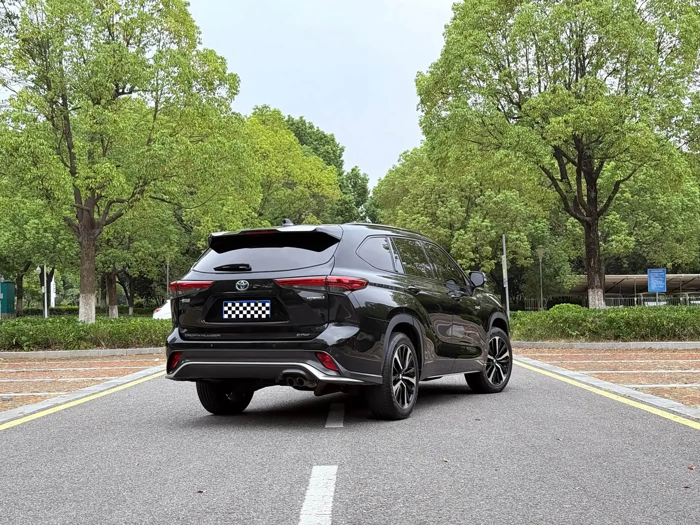 Toyota Crown Kluger 2021 — Şəkil 4/18