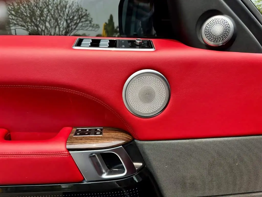 Land Rover Range Rover Sport 2014 — Photo 18/20