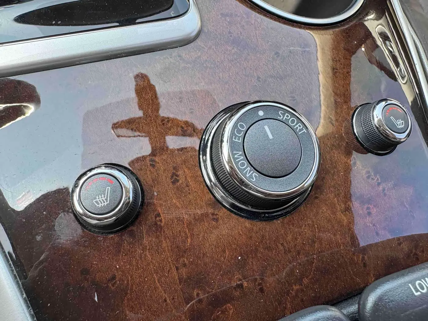 Infiniti QX60 2020 — Photo 11/20