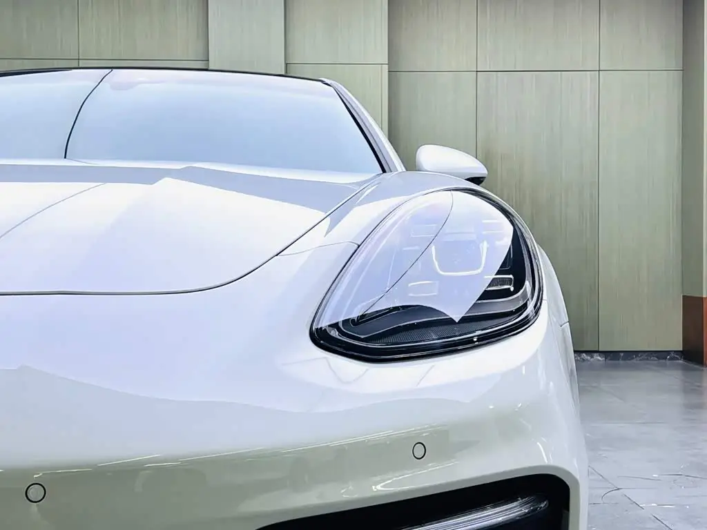 Porsche Panamera 2022 — Photo 7/17