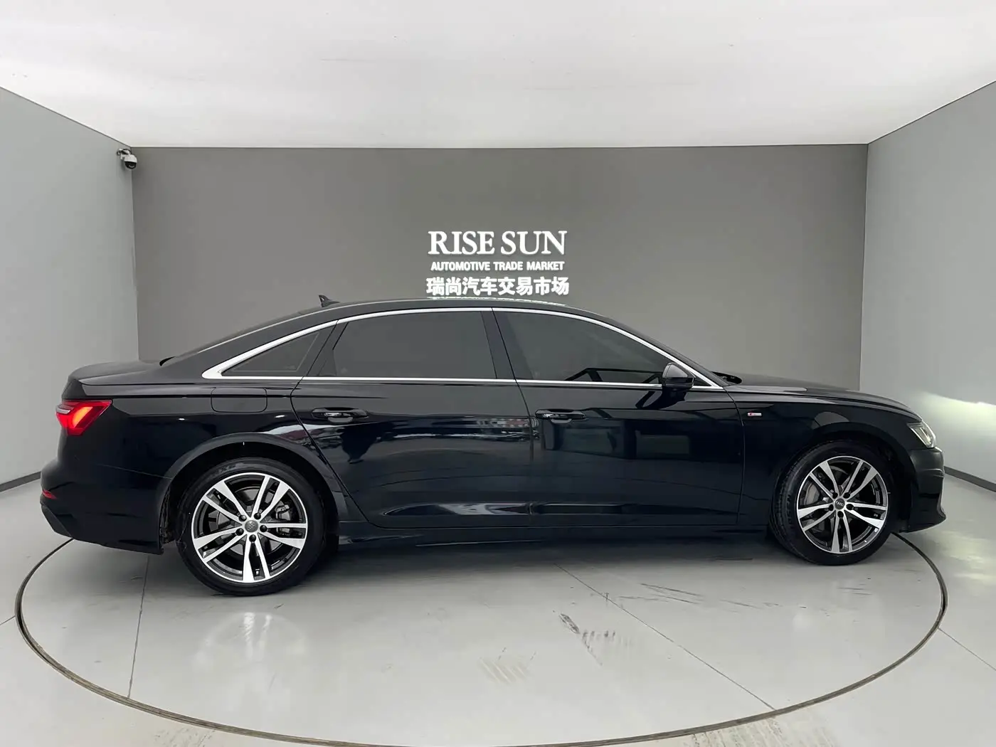 Audi A6L 2020 — Şəkil 11/20