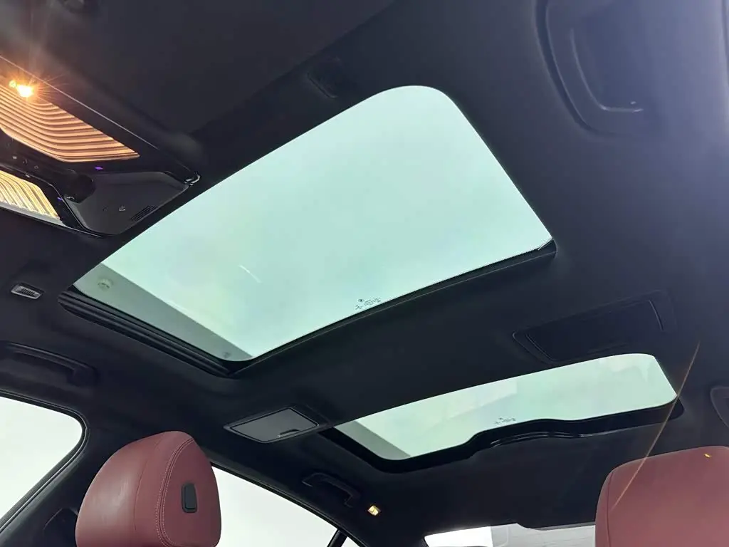 BMW 5 Series 2021 — Photo 13/20