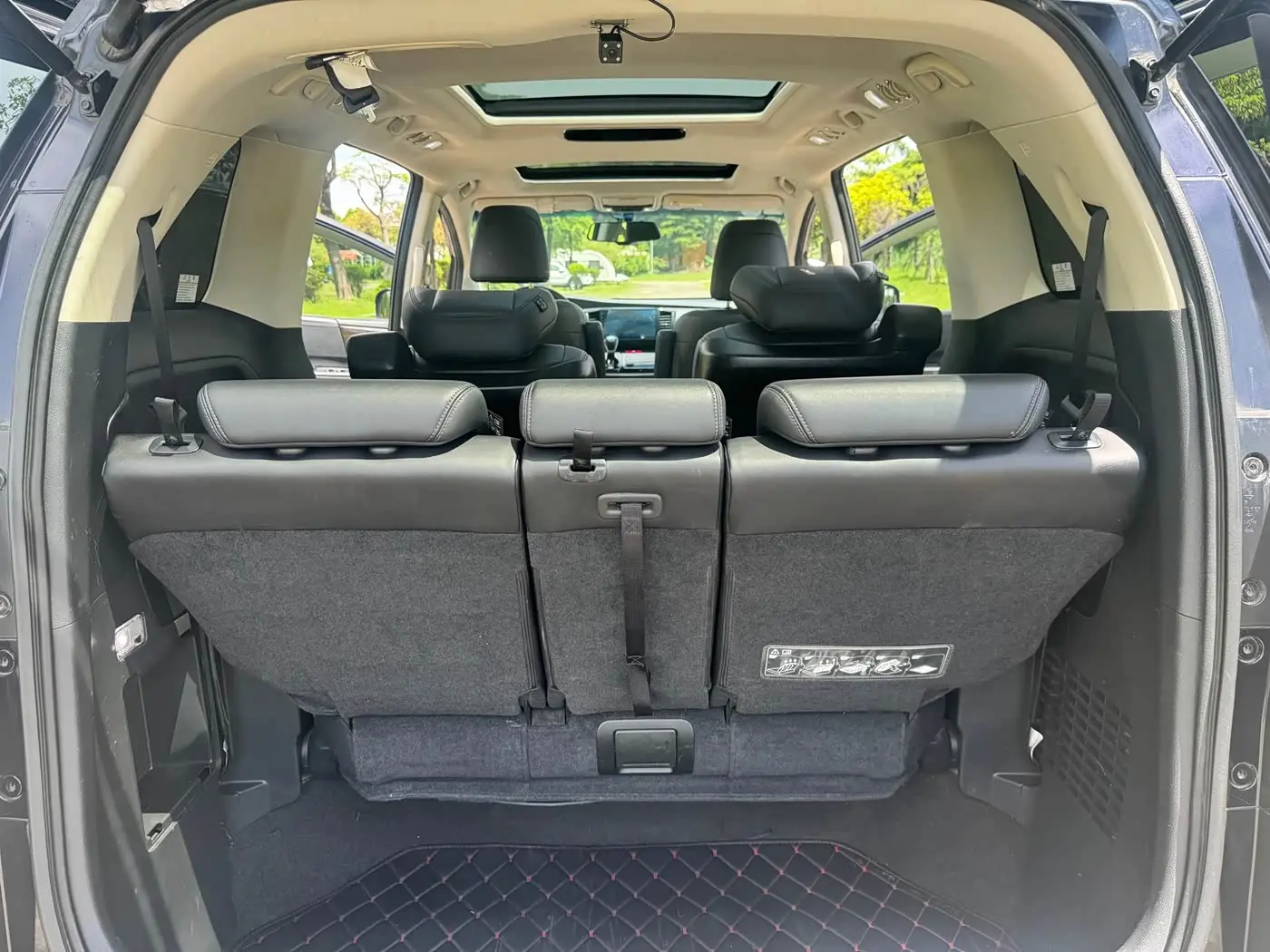 Honda Odyssey 2018 — Photo 6/18
