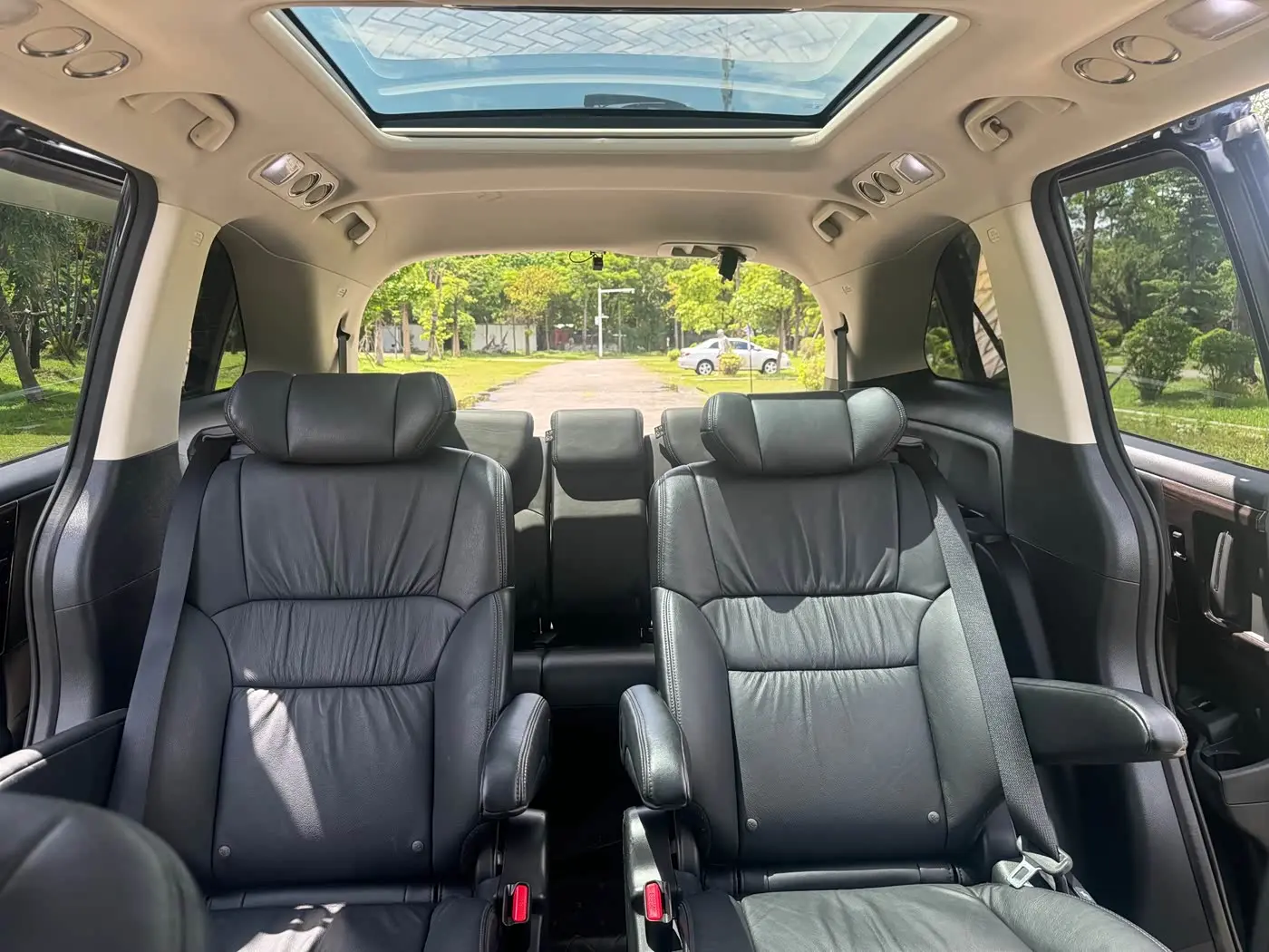Honda Odyssey 2018 — Photo 11/18
