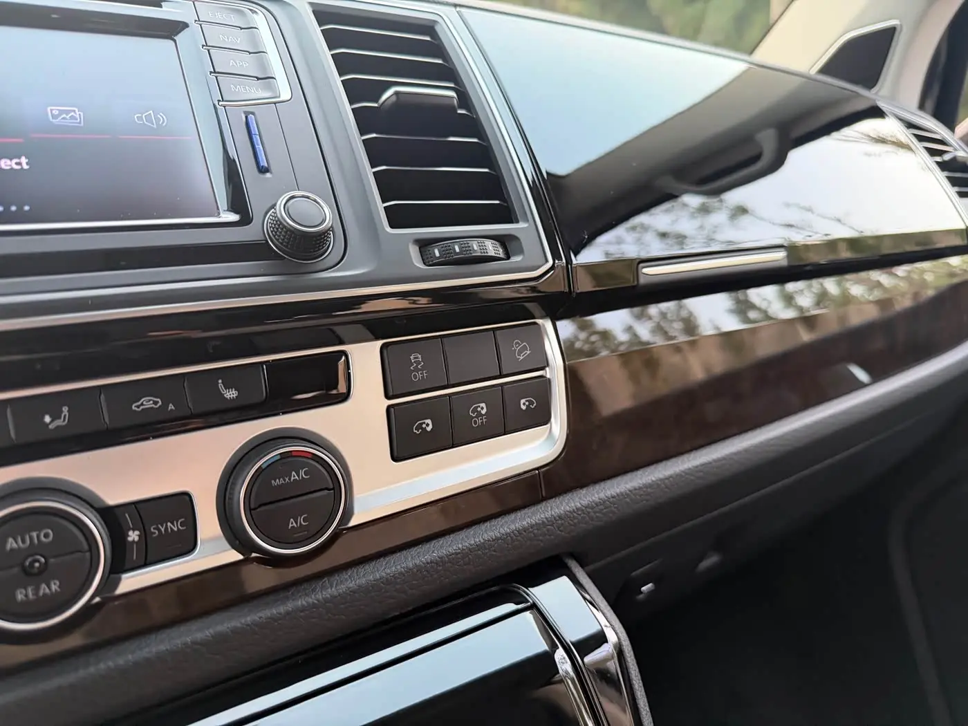 Volkswagen Multivan 2019 — Şəkil 14/20