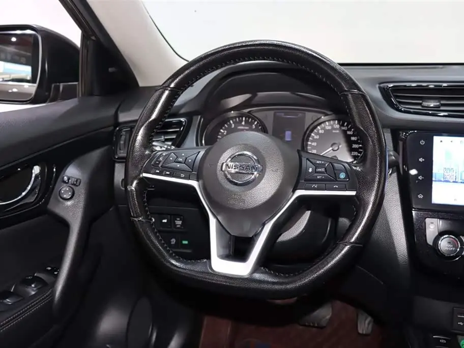 Nissan X-Trail 2021 — Photo 13/20