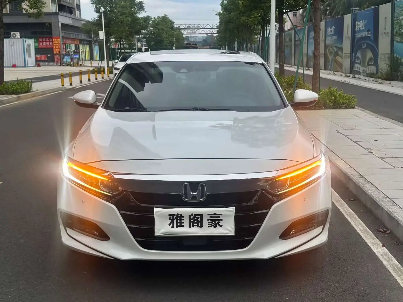 Honda Accord 2020 — Фото 2/9