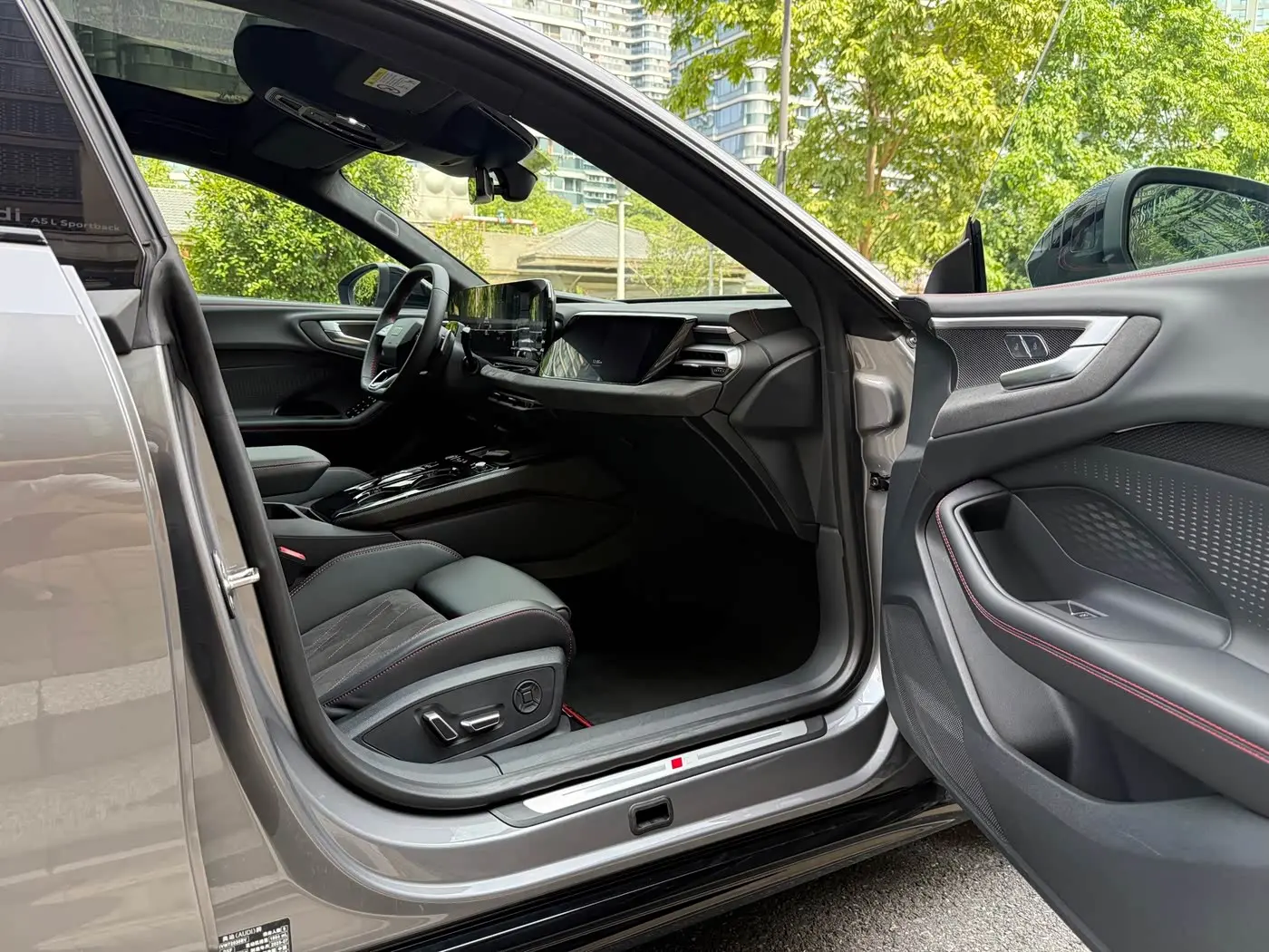 Audi A5L Sportback 2025 — Şəkil 11/18