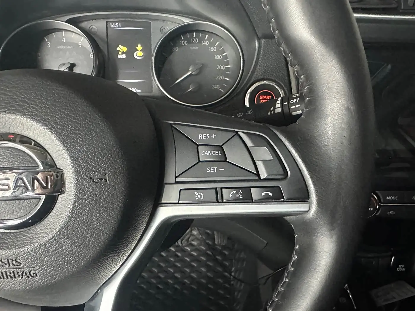 Nissan Qashqai 2023 — Фото 8/20