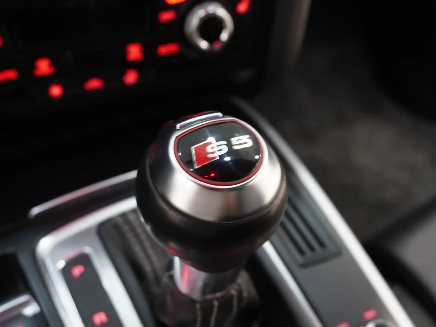 Audi S5 2012 — Photo 12/13
