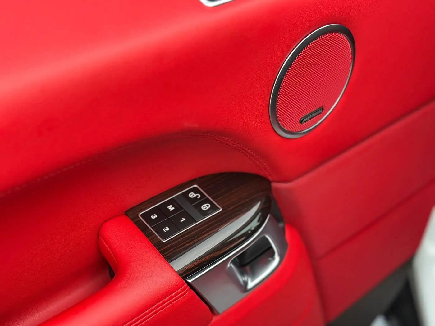 Land Rover Range Rover 2014 — Фото 6/15