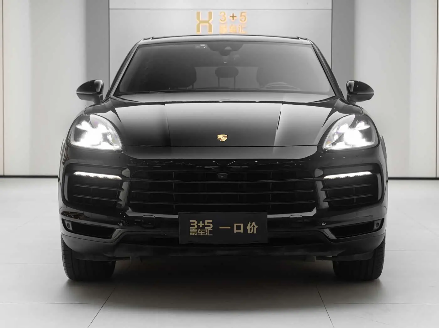 Porsche Cayenne 2022 — Фото 8/20