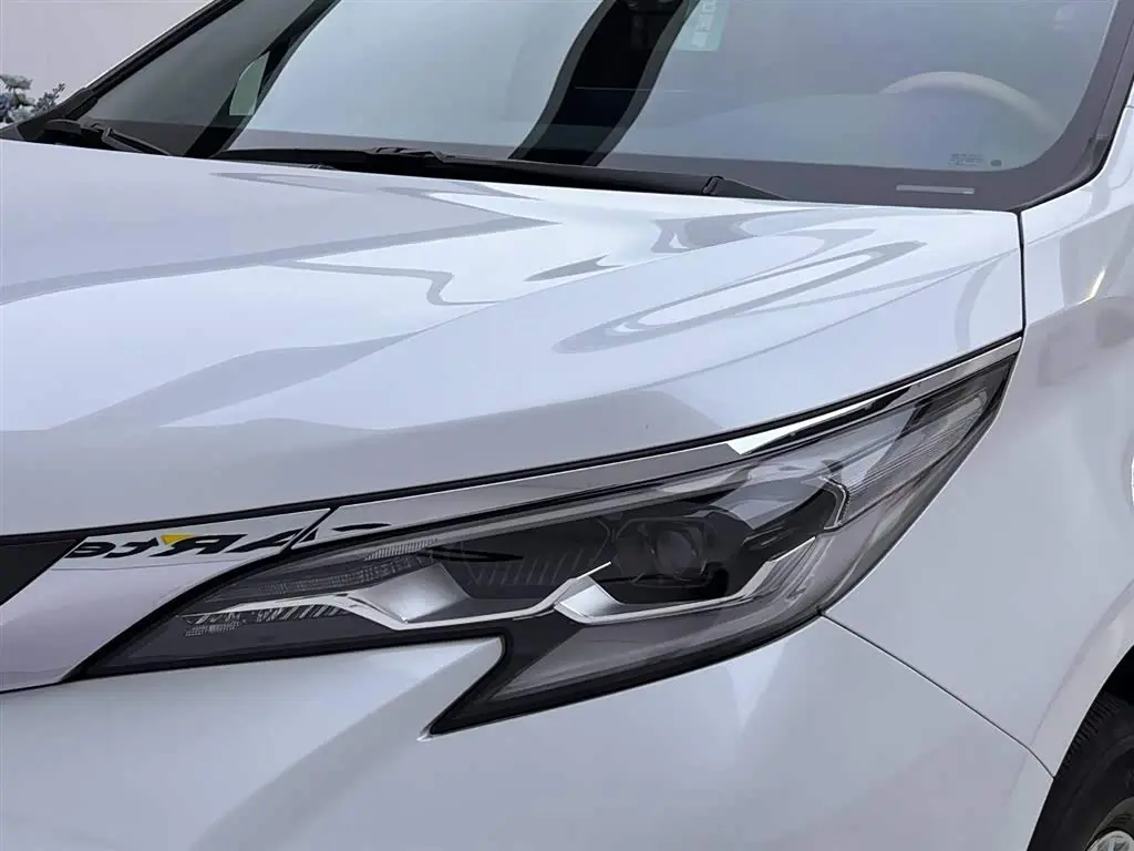 Toyota Sienna 2023 — Photo 12/20