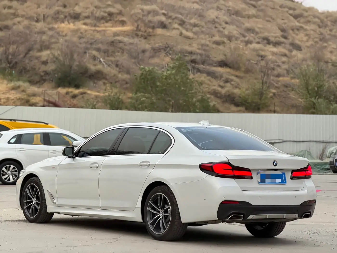 BMW 5 Series 2021 — Photo 4/9