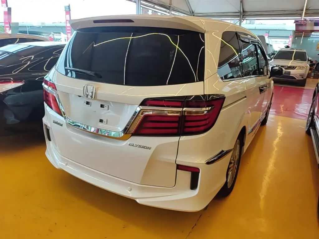 Honda Elysion 2017 — Şəkil 7/20