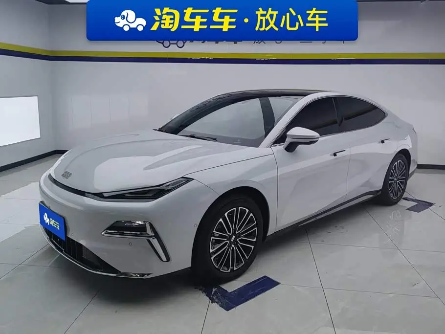 Geely Galaxy Galaxy Xingyao 8, 2026