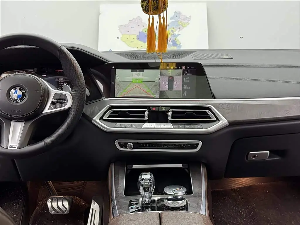 BMW X5 2020 — ფოტო 10/17
