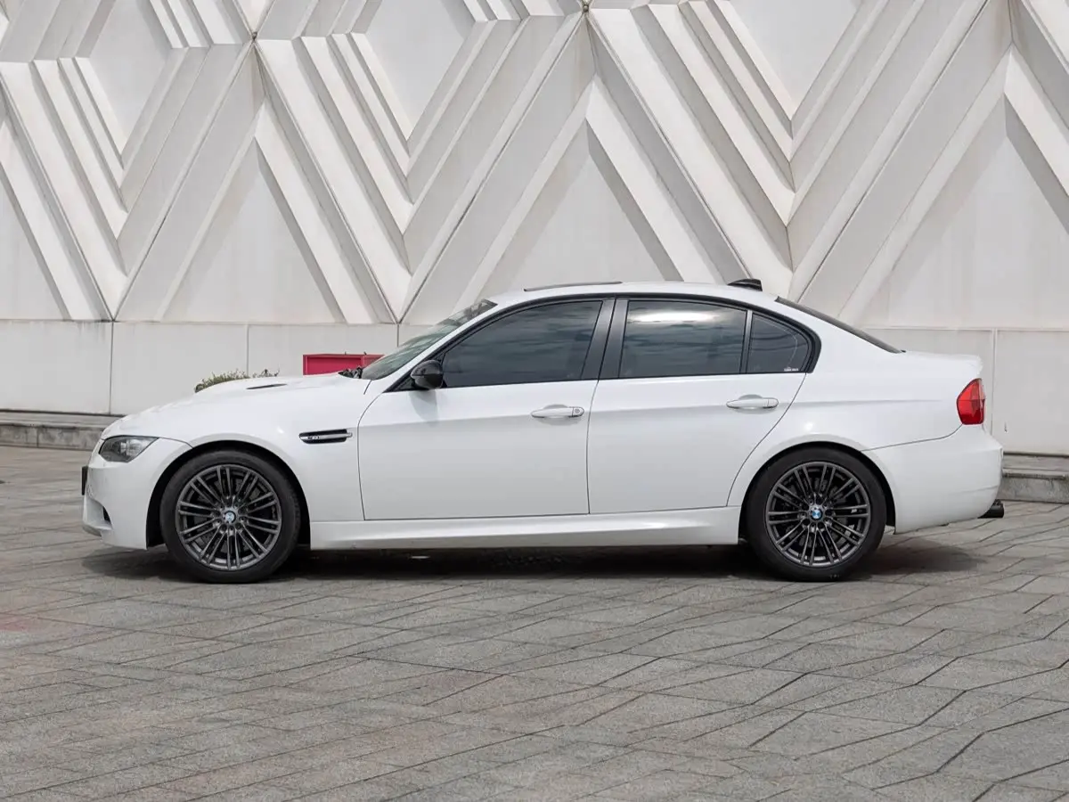 BMW M3 2010 — Photo 4/20