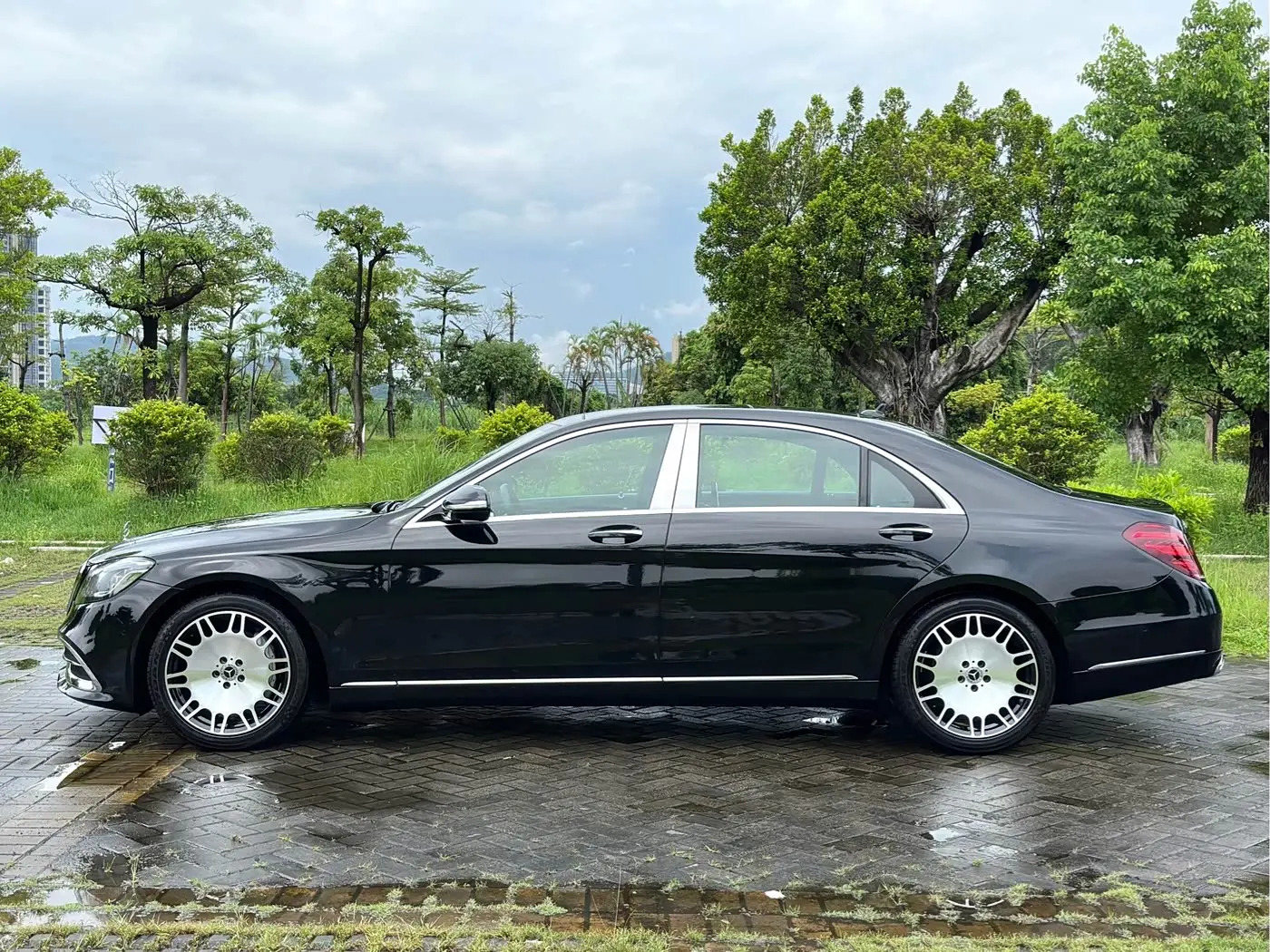 Mercedes-Benz S-Class 2018 — ფოტო 7/20