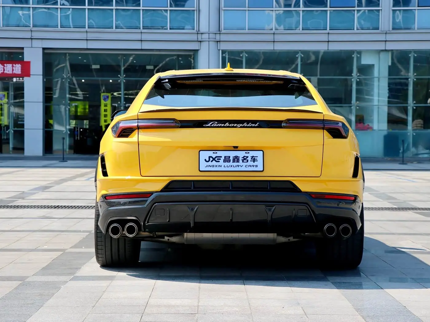 Lamborghini Urus 2023 — Фото 12/12