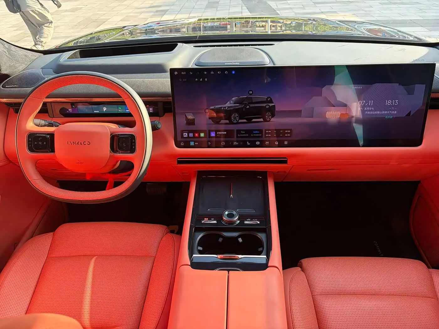 Lynk & Co 900 2025 — Şəkil 8/9