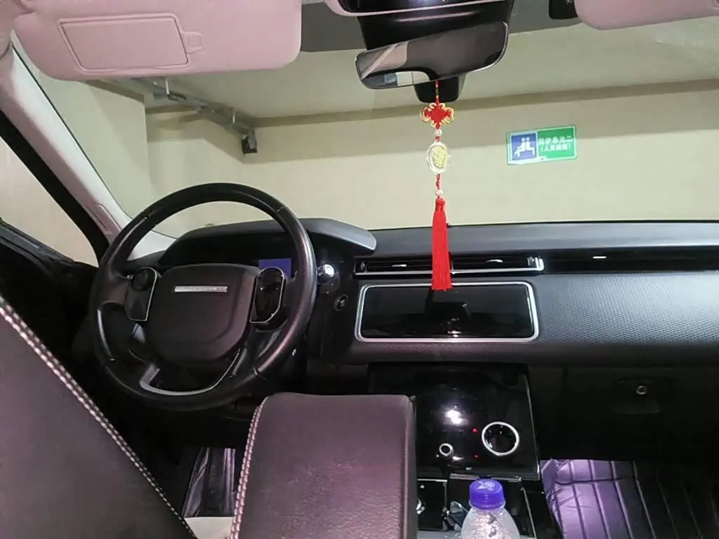 Land Rover Range Rover Velar 2018 — Şəkil 11/12