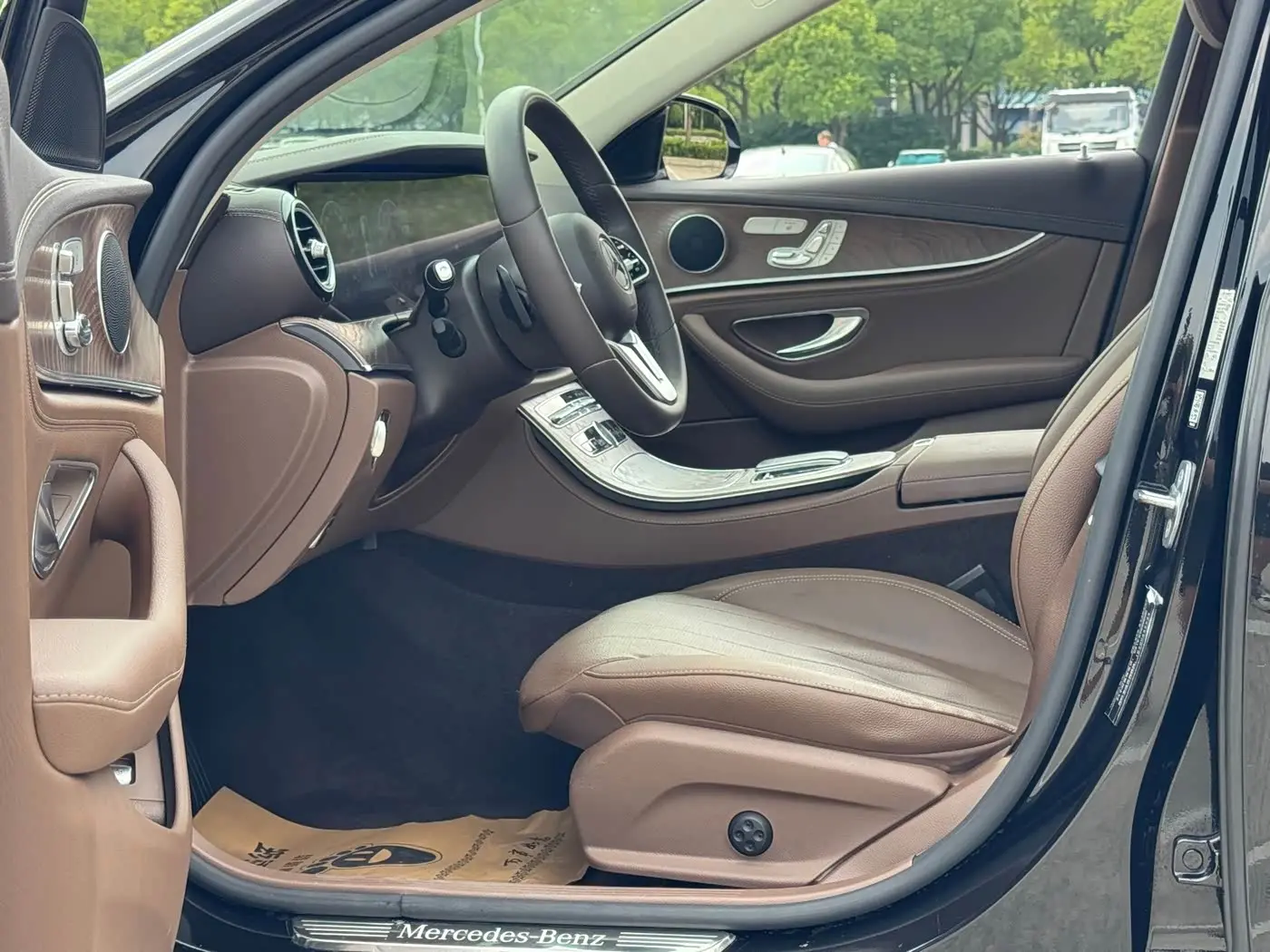 Mercedes-Benz E-Class 2019 — Şəkil 12/20