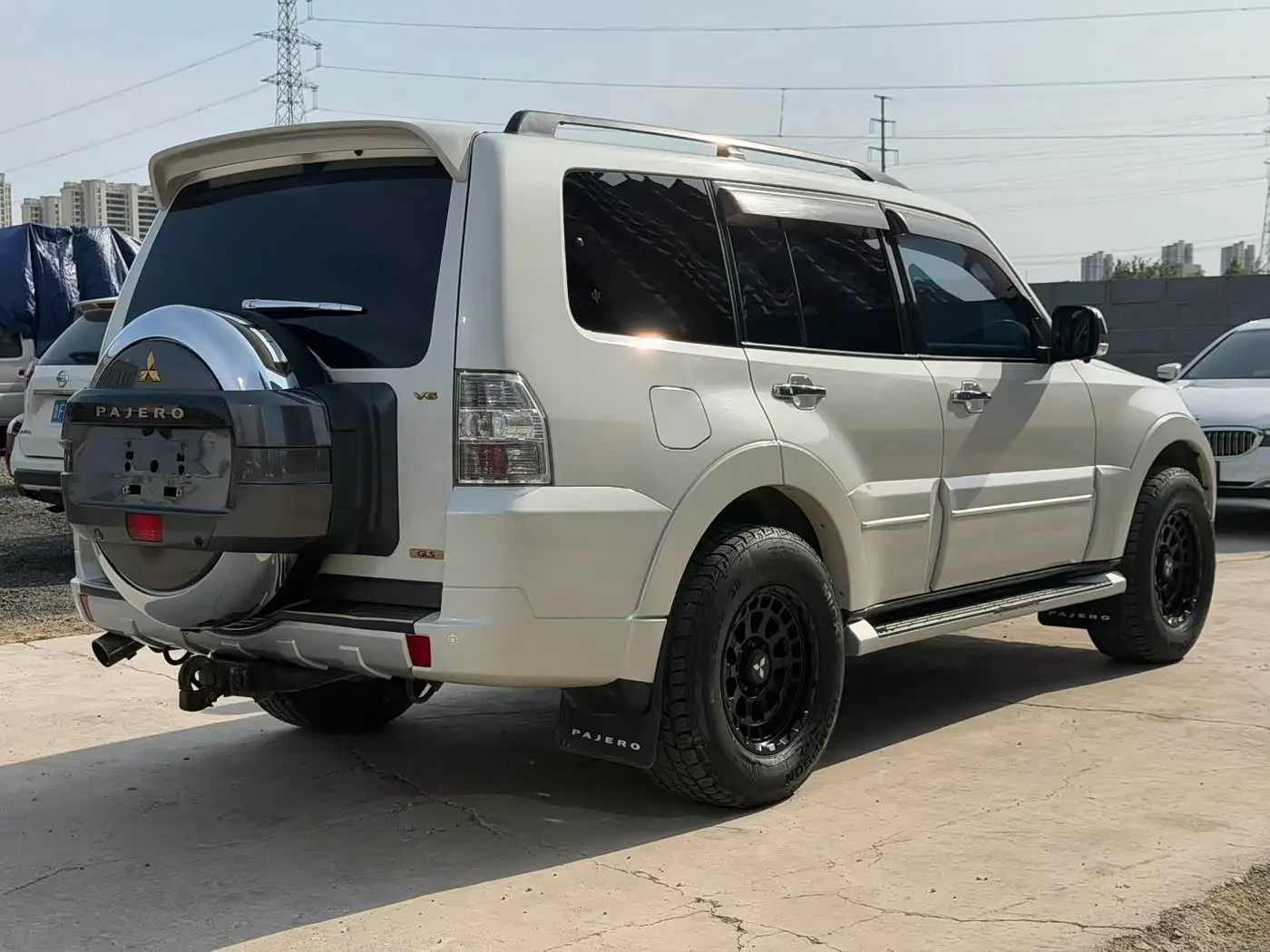 Mitsubishi Pajero 2018 — Şəkil 5/9