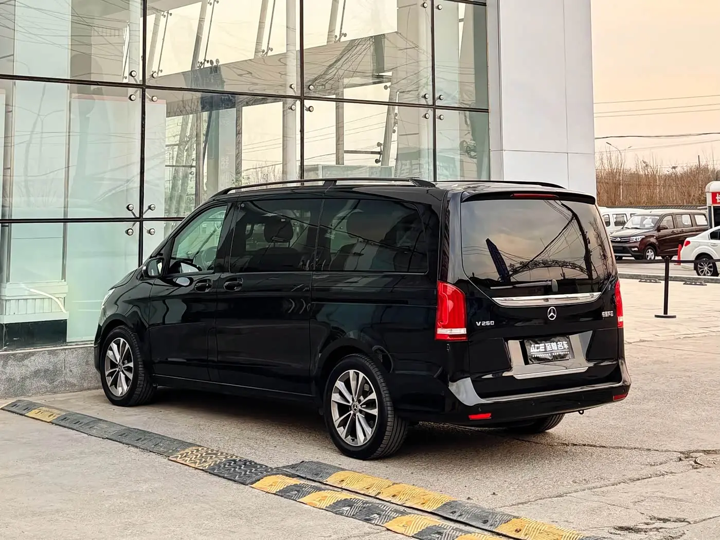 Mercedes-Benz V-Class 2020 — Şəkil 6/18