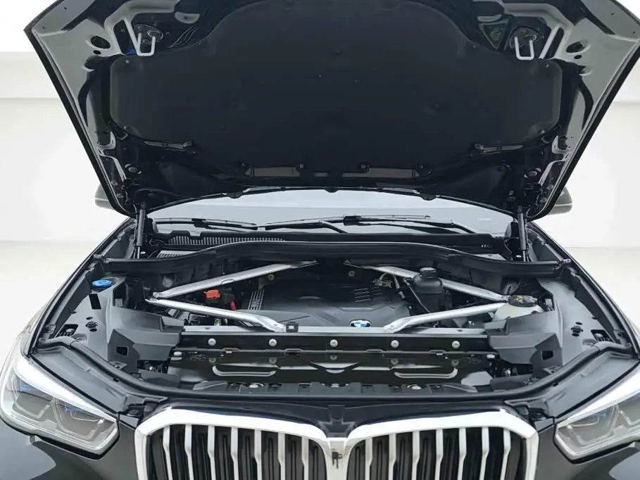 BMW X5 2023 — Photo 7/20