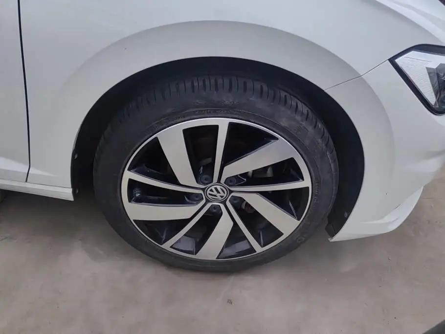 Volkswagen Sagitar 2022 — Photo 6/16