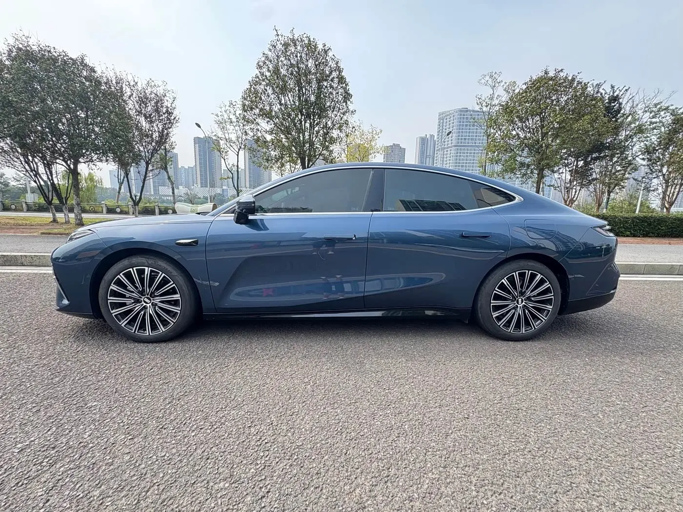 Geely Galaxy Galaxy Xingyao 8 2025 — Şəkil 4/16