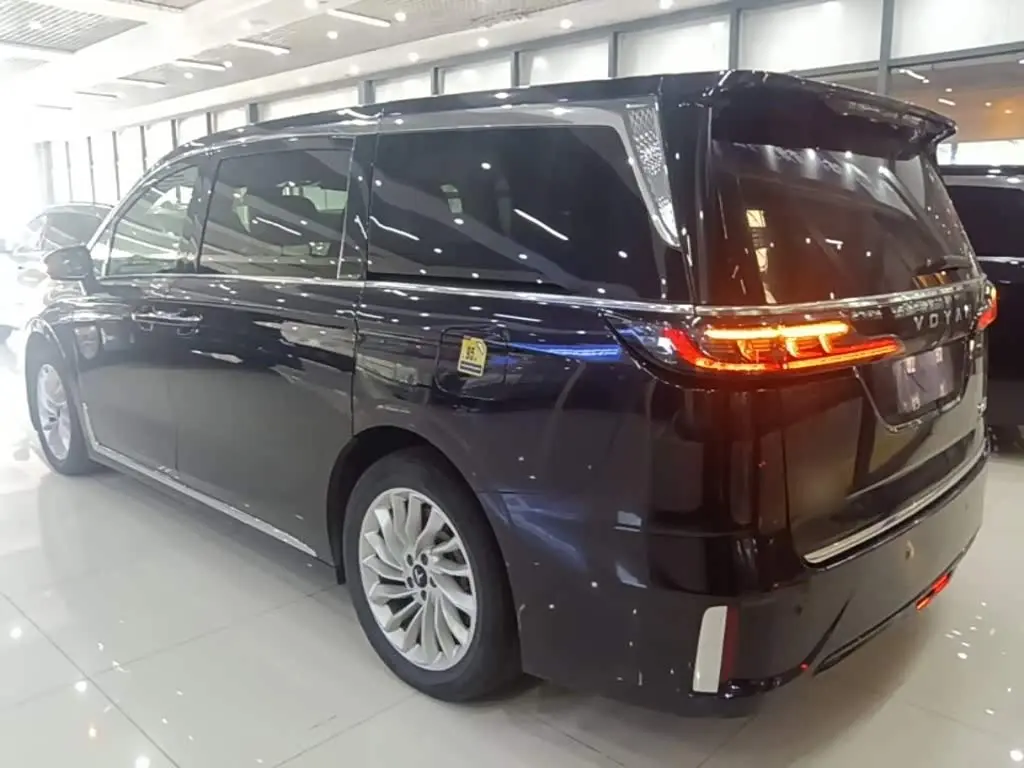 Voyah Auto Voyah Dreamer 2023 — Şəkil 5/20