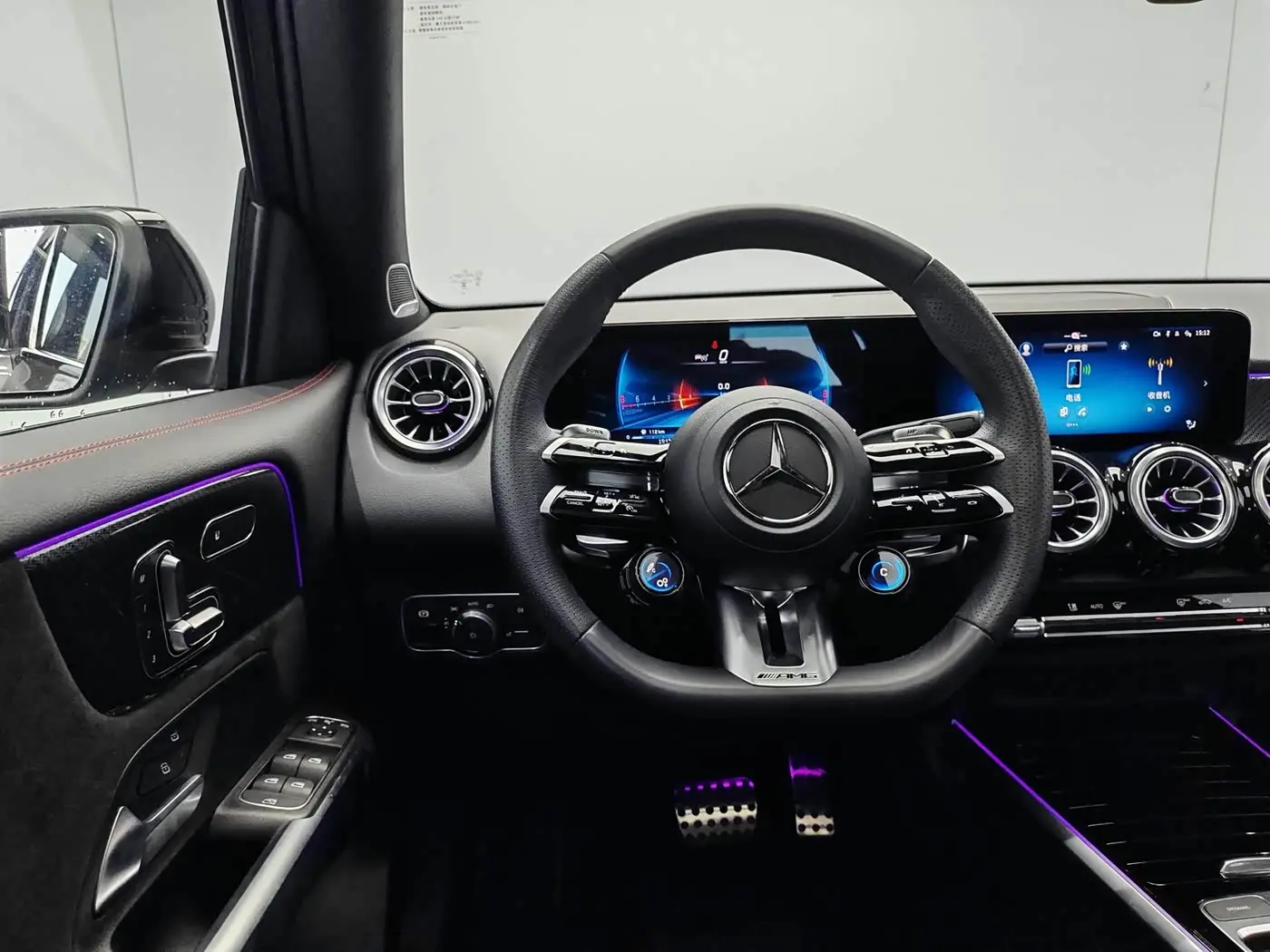 Mercedes-Benz GLB AMG 2025 — Şəkil 9/20