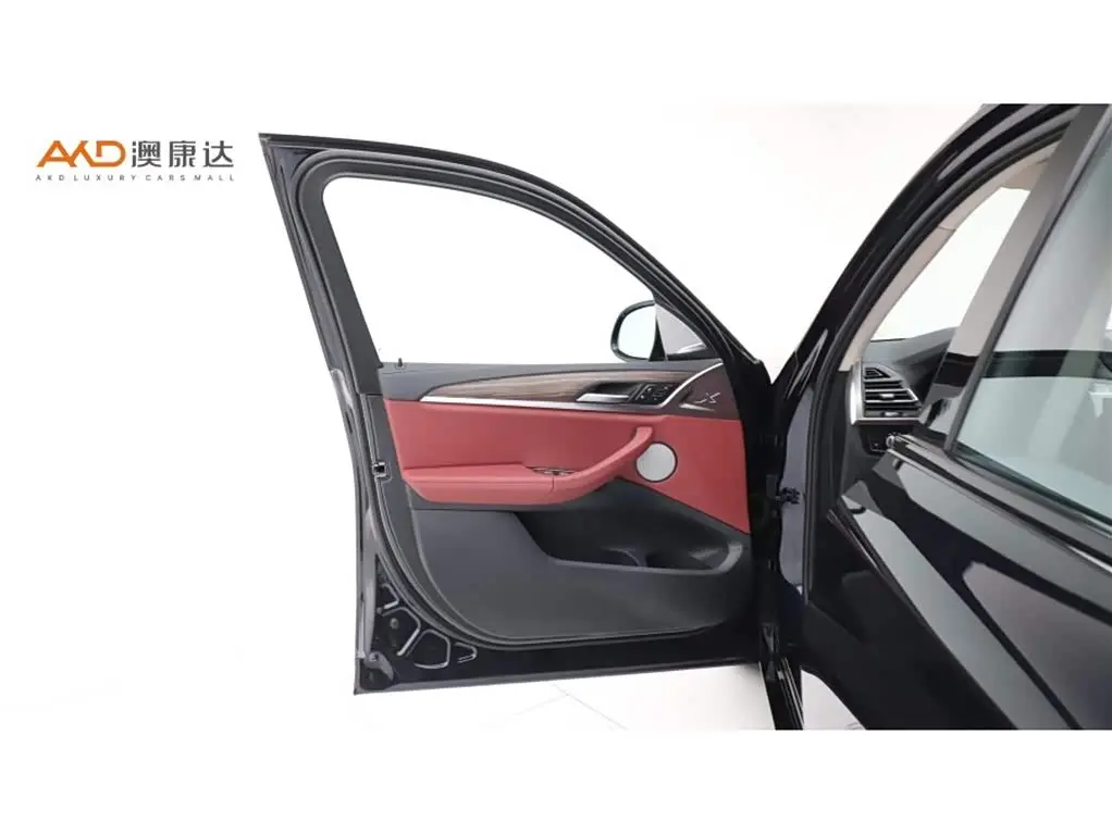 BMW X3 2022 — Photo 10/10