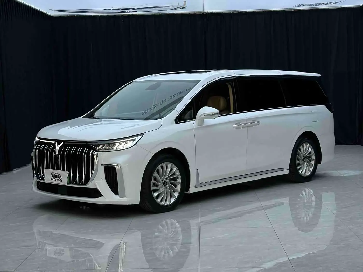 Voyah Auto Voyah Dreamer 2023 — Şəkil 1/20