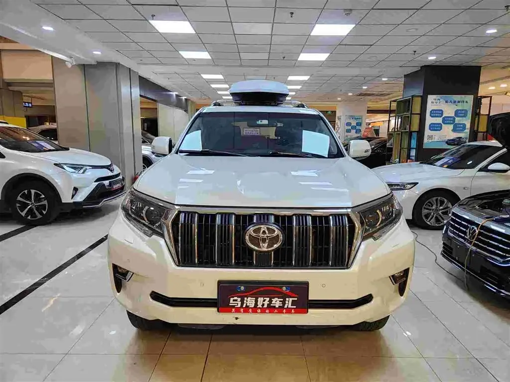 Toyota Prado 2018 — Photo 6/20