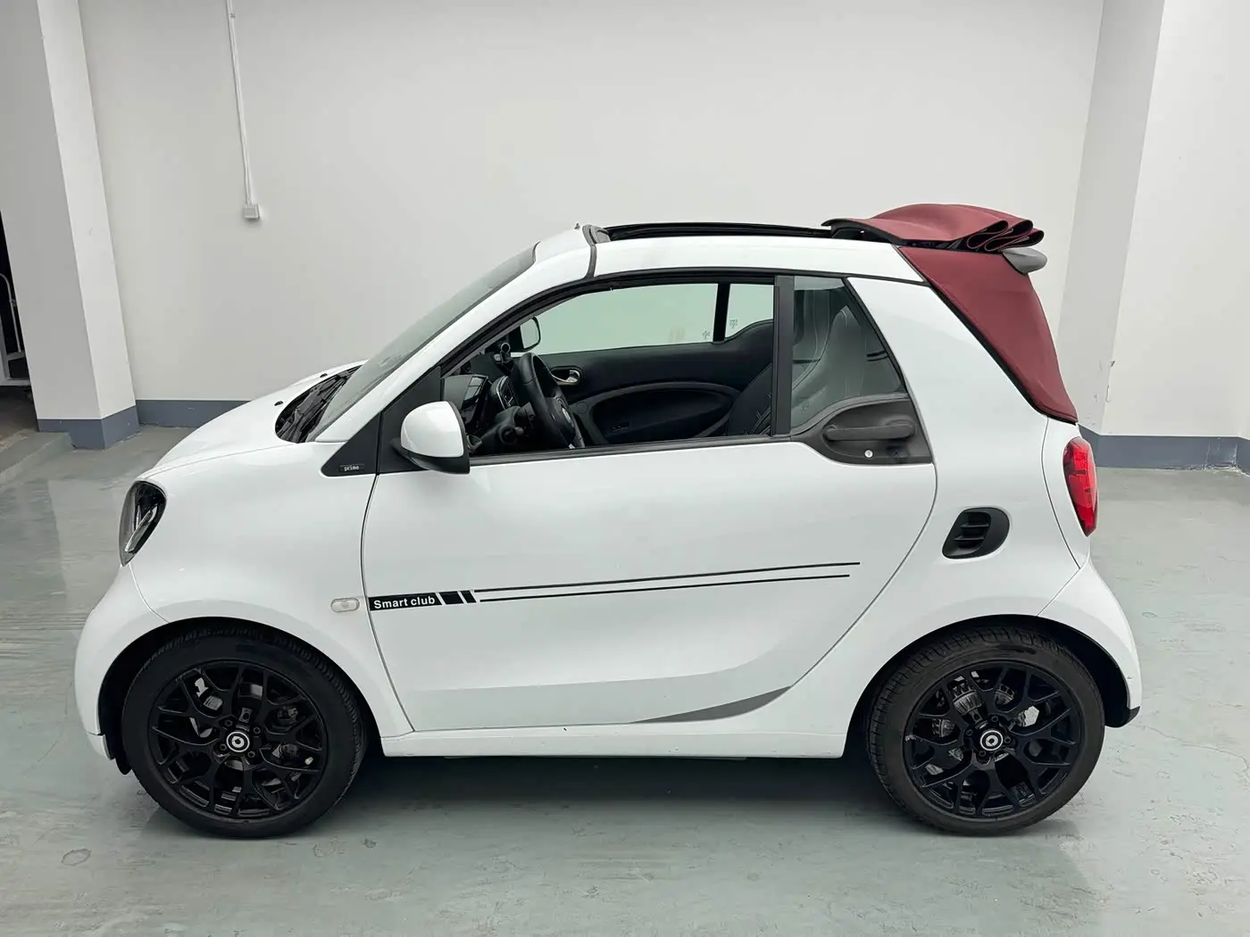 smart fortwo 2018 — Фото 5/20
