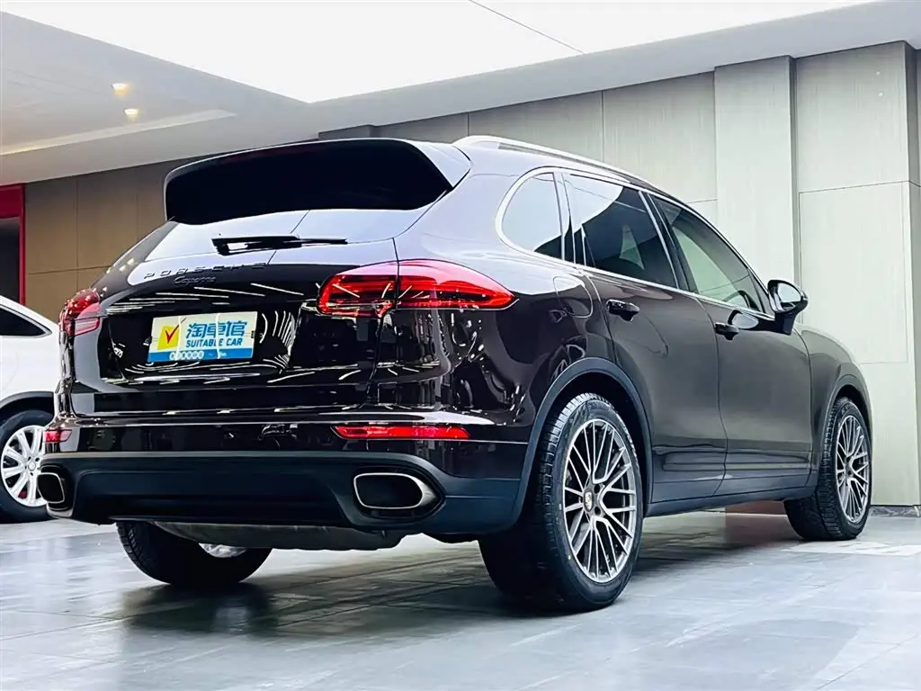 Porsche Cayenne 2015 — Фото 4/15