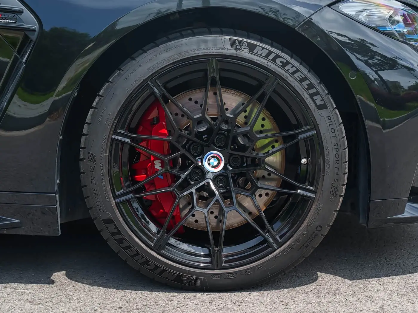 BMW M4 2023 — Photo 19/19