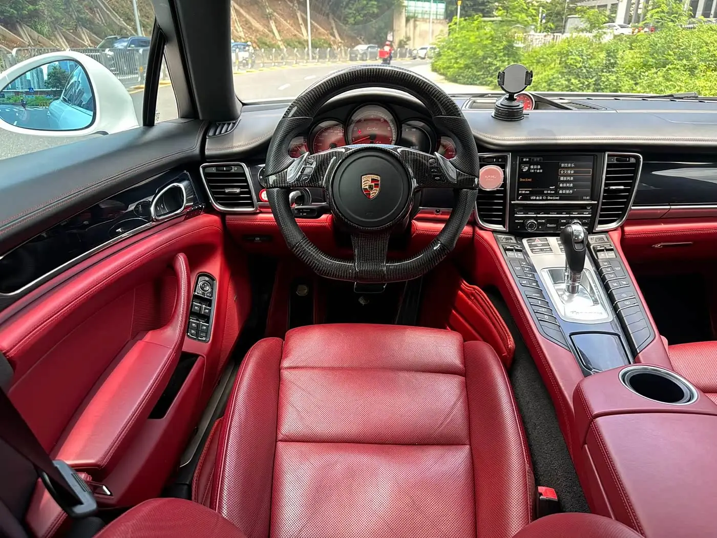 Porsche Panamera 2014 — Photo 9/20
