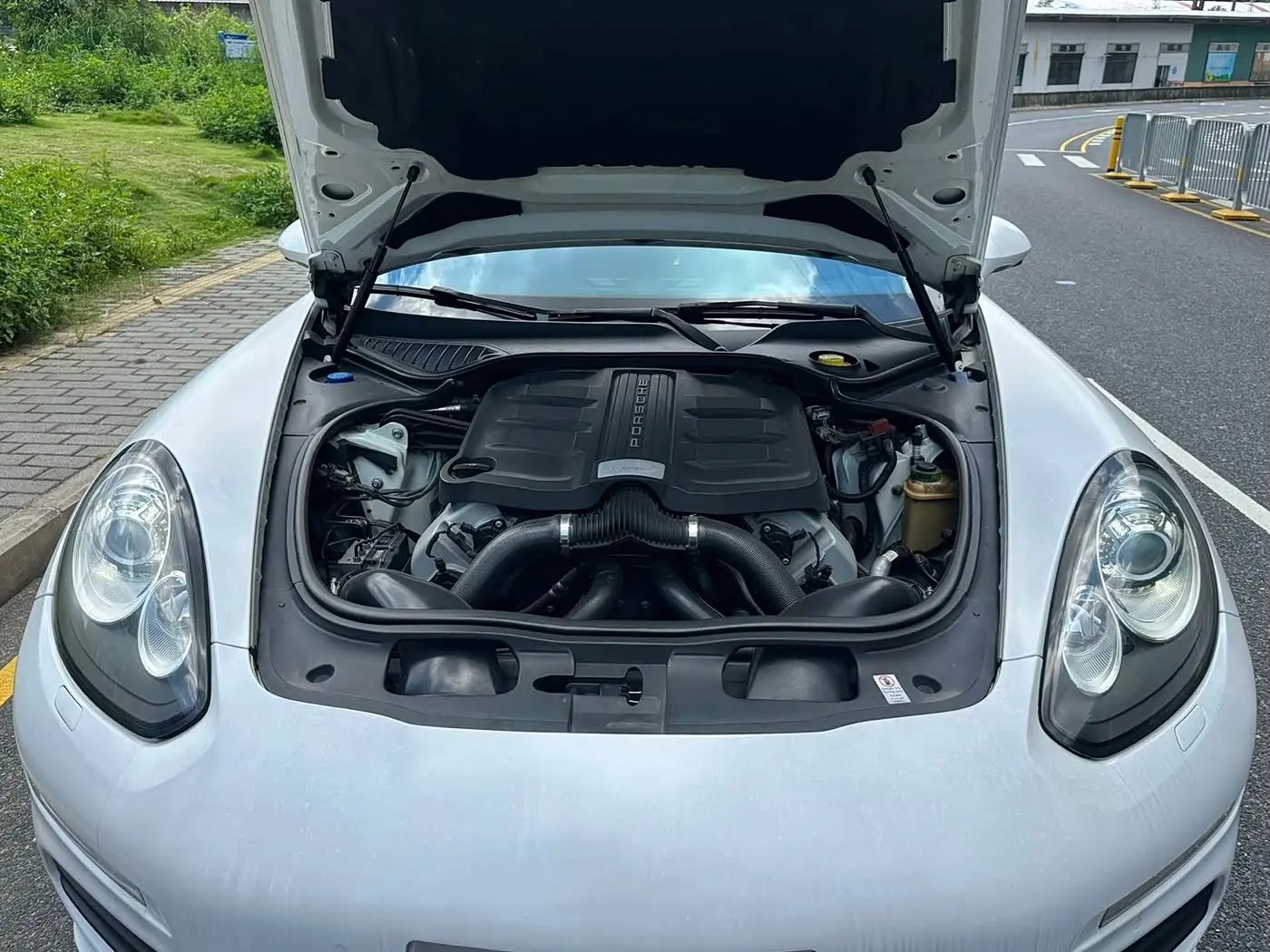 Porsche Panamera 2014 — Photo 17/20