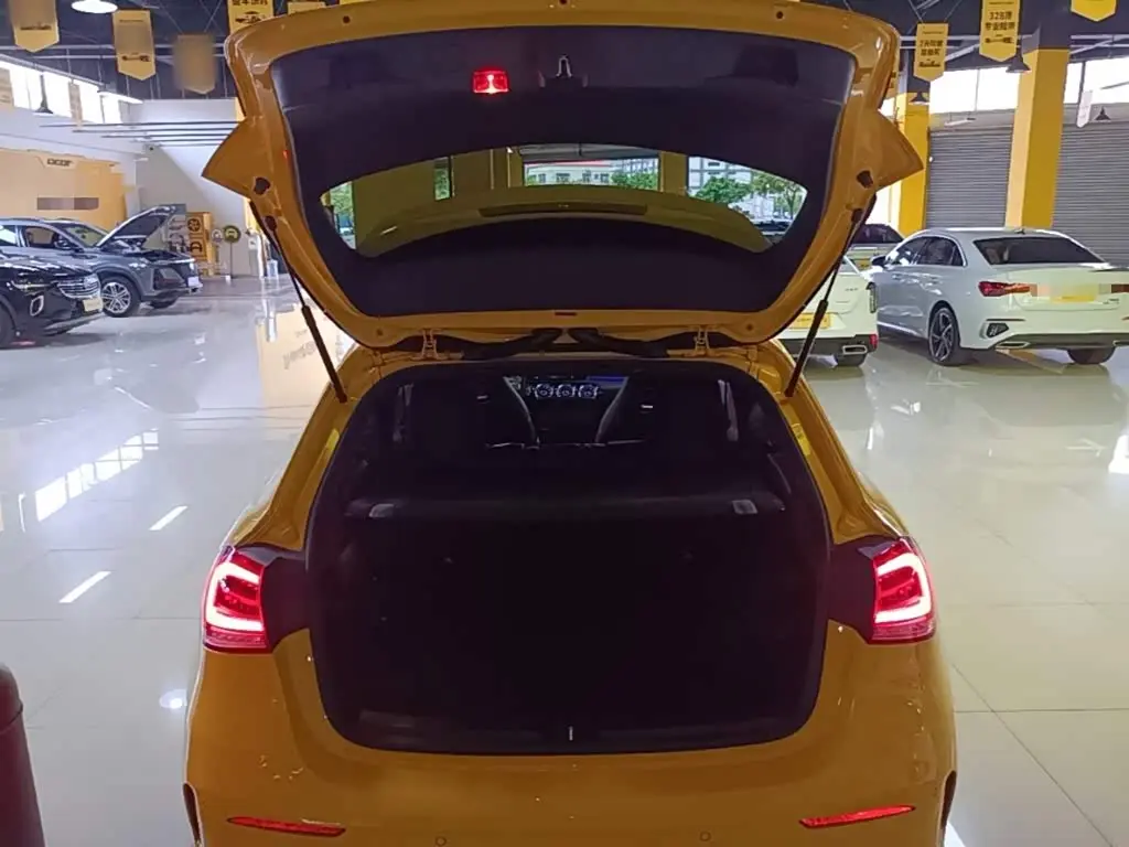 Mercedes-Benz A-Class AMG 2021 — Şəkil 15/20